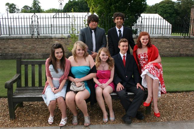 618x404 pixels (74K)